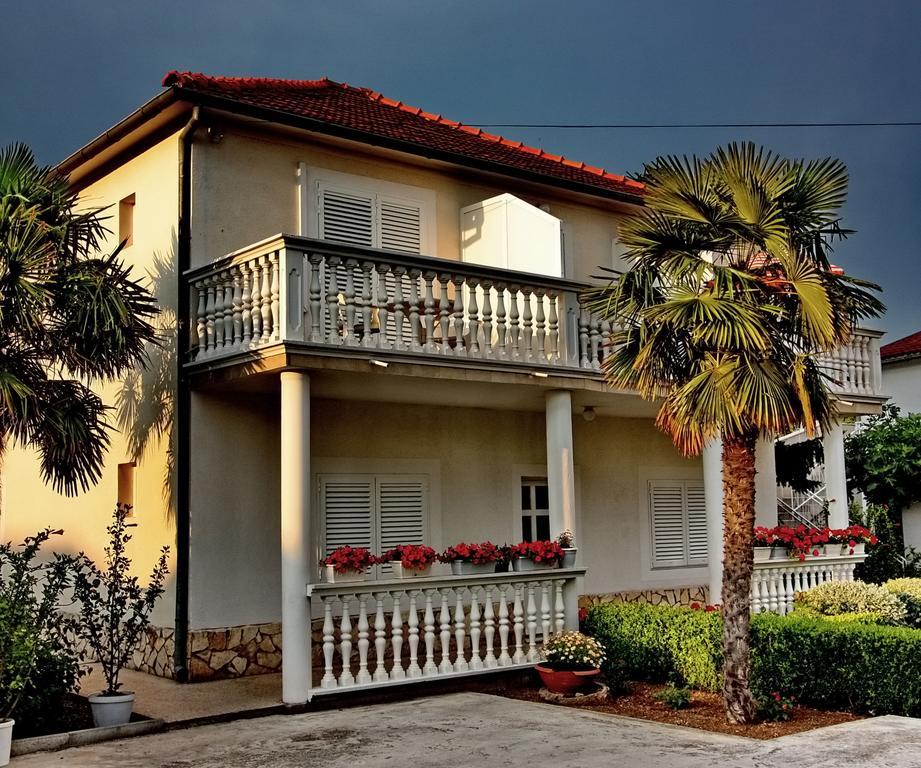 Guest House Micin Водице Екстериор снимка