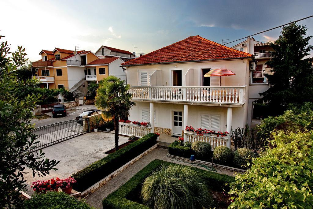 Guest House Micin Водице Екстериор снимка