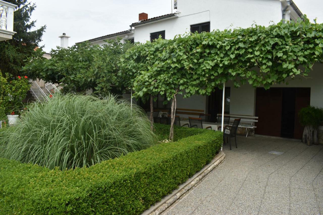 Guest House Micin Водице Екстериор снимка