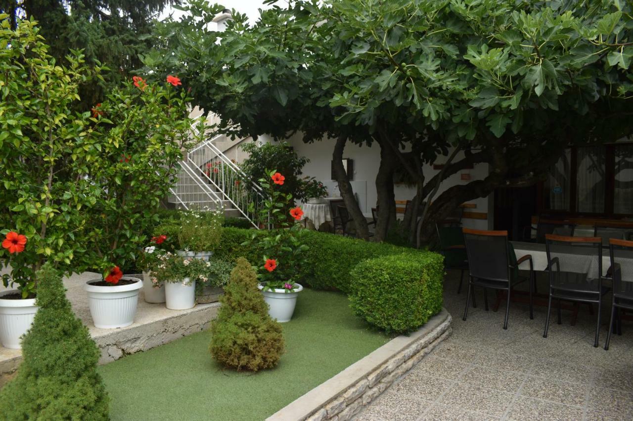 Guest House Micin Водице Екстериор снимка