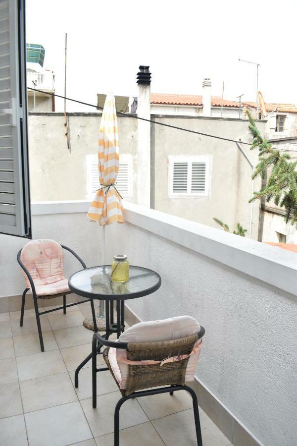Guest House Micin Водице Екстериор снимка