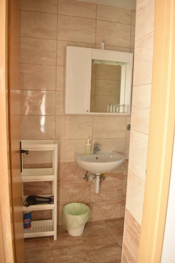 Guest House Micin Водице Екстериор снимка